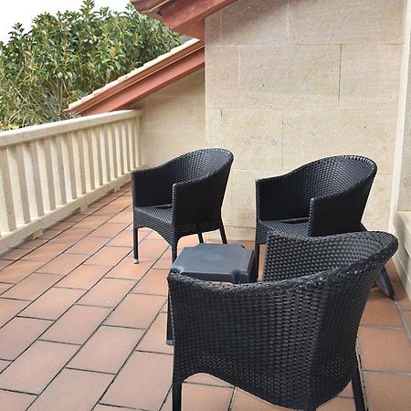A De Bego Apartment Mougas Exterior photo